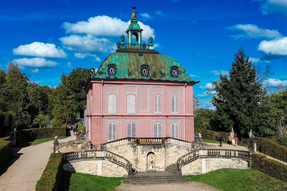 Am Fasanenschlösschen gibt es Musik, Mitmachangebote und Einblicke in die Geschichte des Gartens.