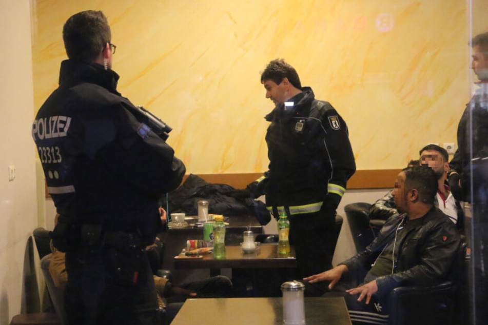 Die Razzia in einem Shisha-Café.