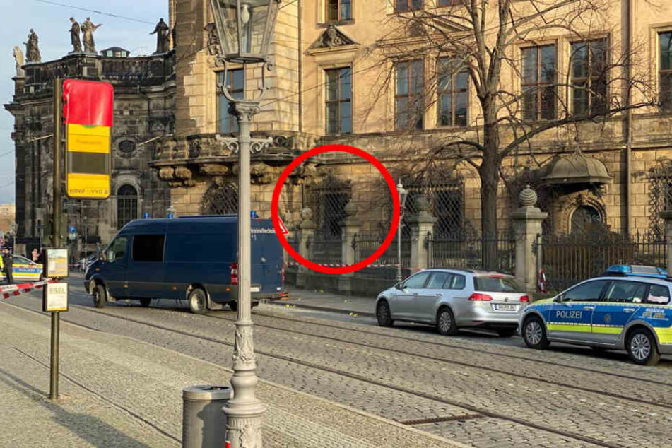 Durch dieses Fenster brachen die Diebe ein.