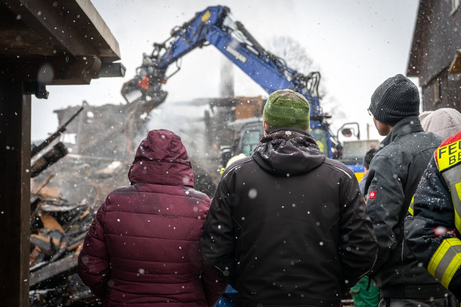 Die Bewohnerinnen des Fachwerkhauses haben in den Flammen alles verloren.