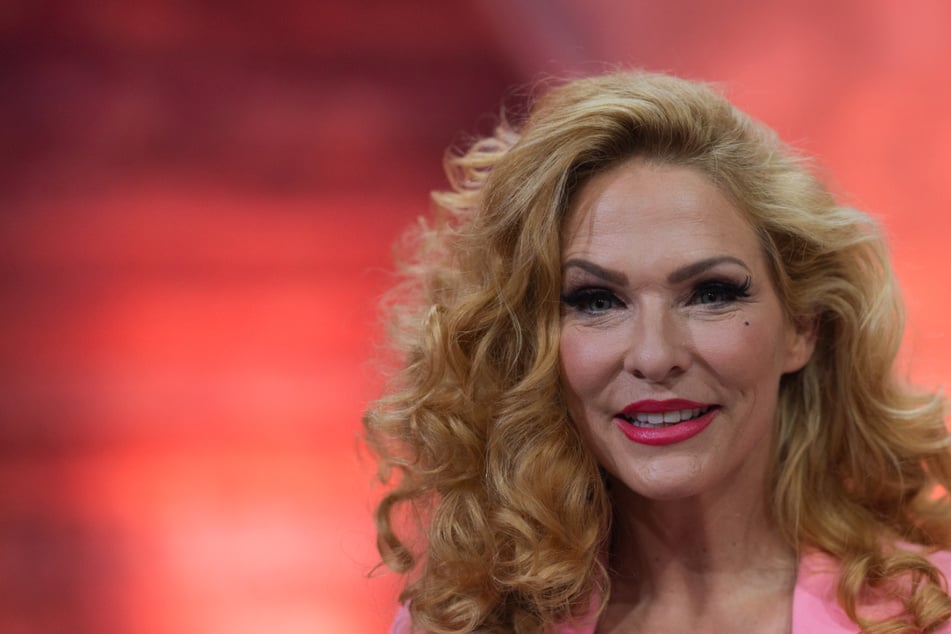 Sonya Kraus über traurigen Verlust in ihrer Kindheit: "Habe ihn tot im Bettchen gefunden"