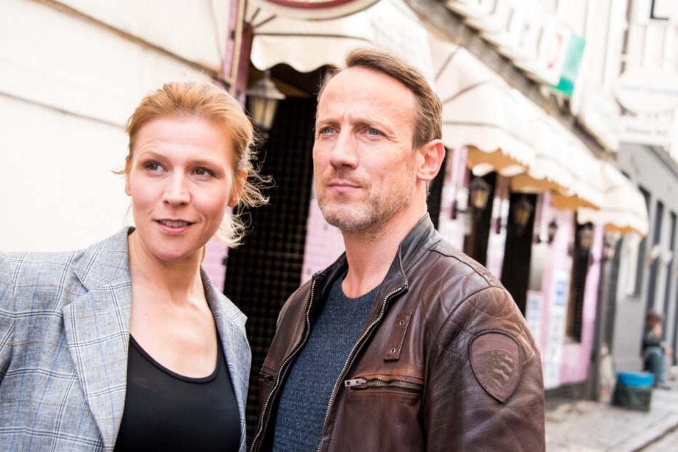 Franziska Weisz und Wotan Wilke Möhring bei den Dreharbeiten in Hamburg