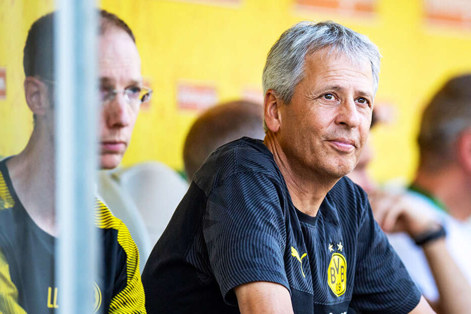 BVB-Coach Lucien Favre geht die offensive Zielsetzung der Verantwortlichen mit.