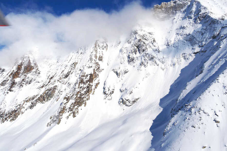 Ein 48-jähriger Bergsteiger ist in der slowakischen Hohen Tatra durch einen Lawinenabgang ums Leben gekommen. (Symbolbild)
