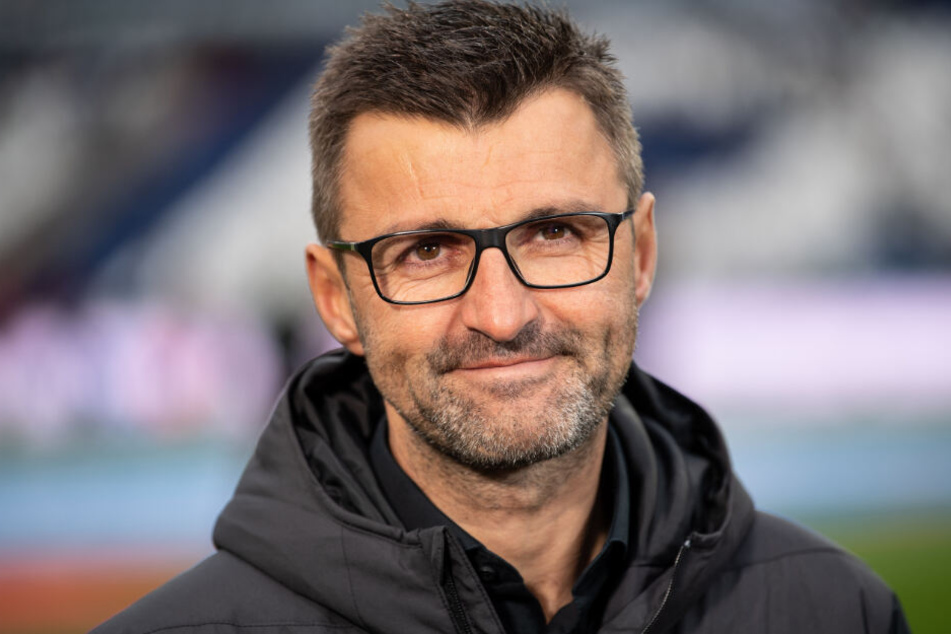 FCN-Trainer Michael Köllner befand sich mit dem Club auf dem Weg Richtung 2. Liga. (Archivbild)