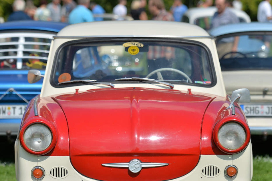 Jede Menge Lack, Leder und Chrom bei den Oldtimertagen Berlin-Brandenburg. (Symbolbild)