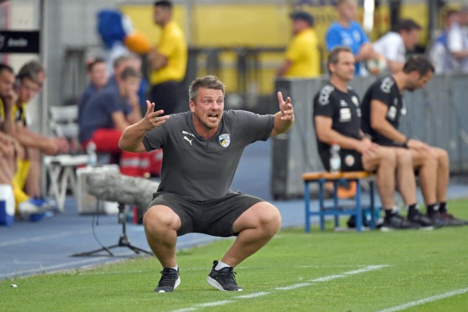FCC-Coach Lukas Kwasniok musste mit Jena die dritte Pleite im dritten Ligaspiel hinnehmen.