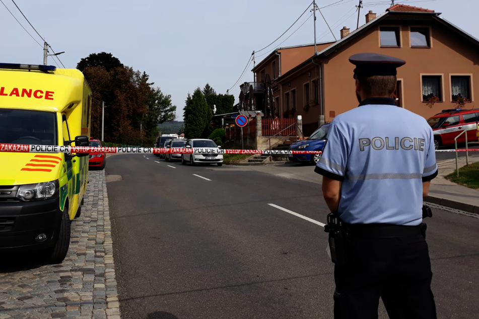 Tödliche Gasexplosion: Zwei Feuerwehr-Männer sterben, mehrere Schwerverletzte