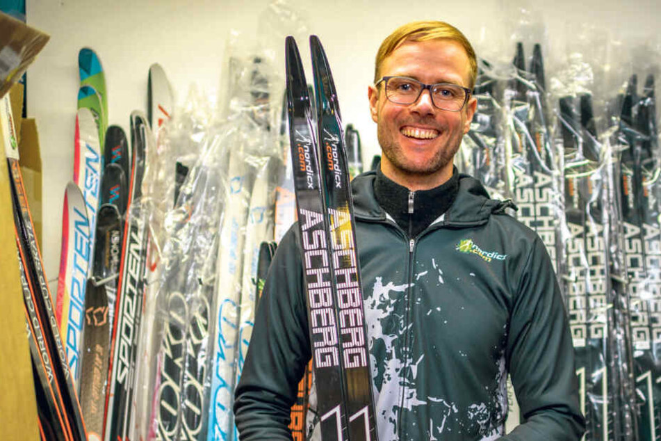 Tim Tröschels (33) Ski kommen ohne Wachsen aus, ersparen Hobby- und Profisportlern somit viel Zeit.