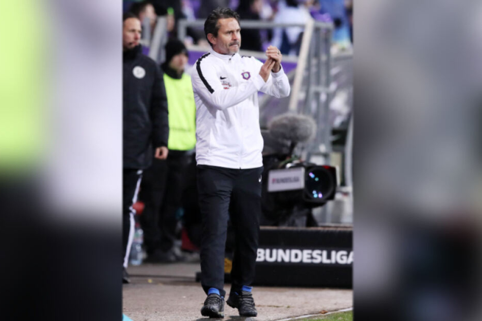 Der "Steiger" des FC Erzgebirge: Trainer Dirk Schuster will die letzte Schicht des Jahres mit einem Sieg beenden.