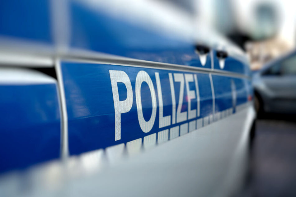 Die Polizei hat am Freitag den mutmaßlichen Fahrer des Tatfahrzeugs als Zeugen vernommen.