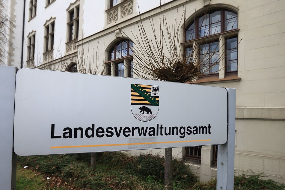 Das Landesverwaltungsamt Sachsen-Anhalt hat ein Disziplinarverfahren gegen Oberbürgermeister Bernd Wiegand (64, parteilos) eingeleitet