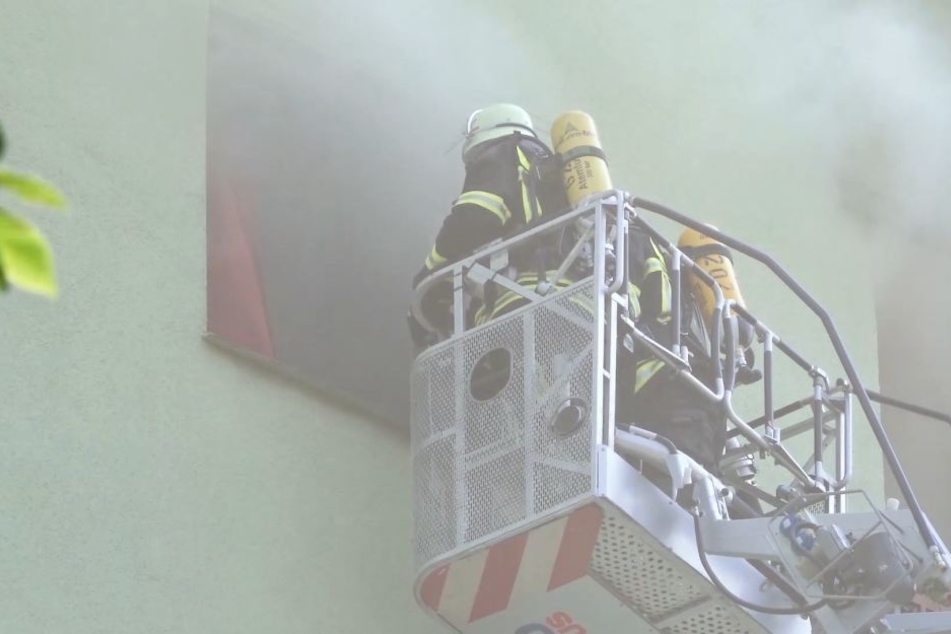 Mit mehr als 50 Mann musste die Feuerwehr anrücken.