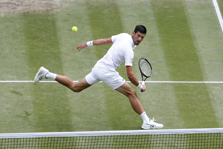 Novak Djokovic (34) kritisiert das Vorgehen der Verantwortlichen von Wimbledon.