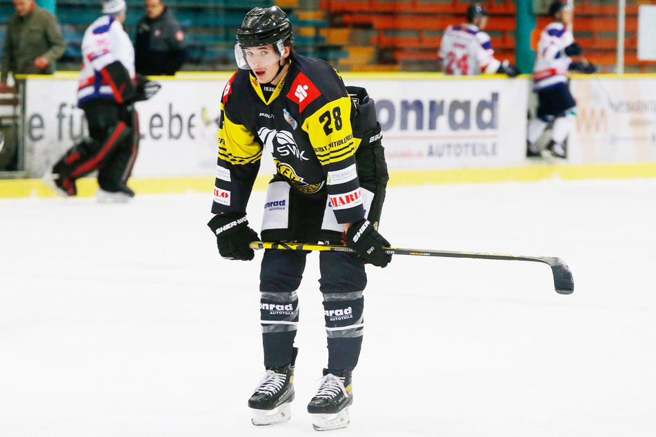 Adam Kiedewicz kommt zu den Eislöwen.