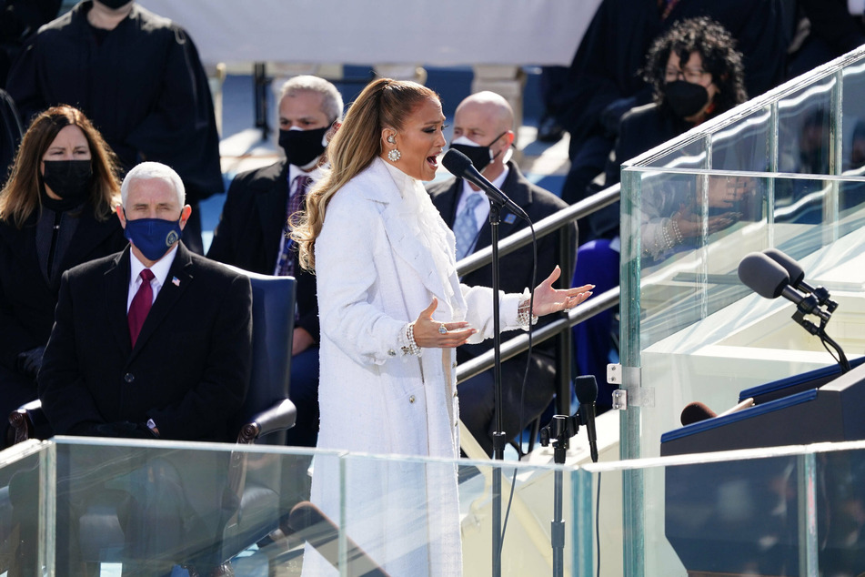 Jennifer Lopez performing at the inauguration ceremony.