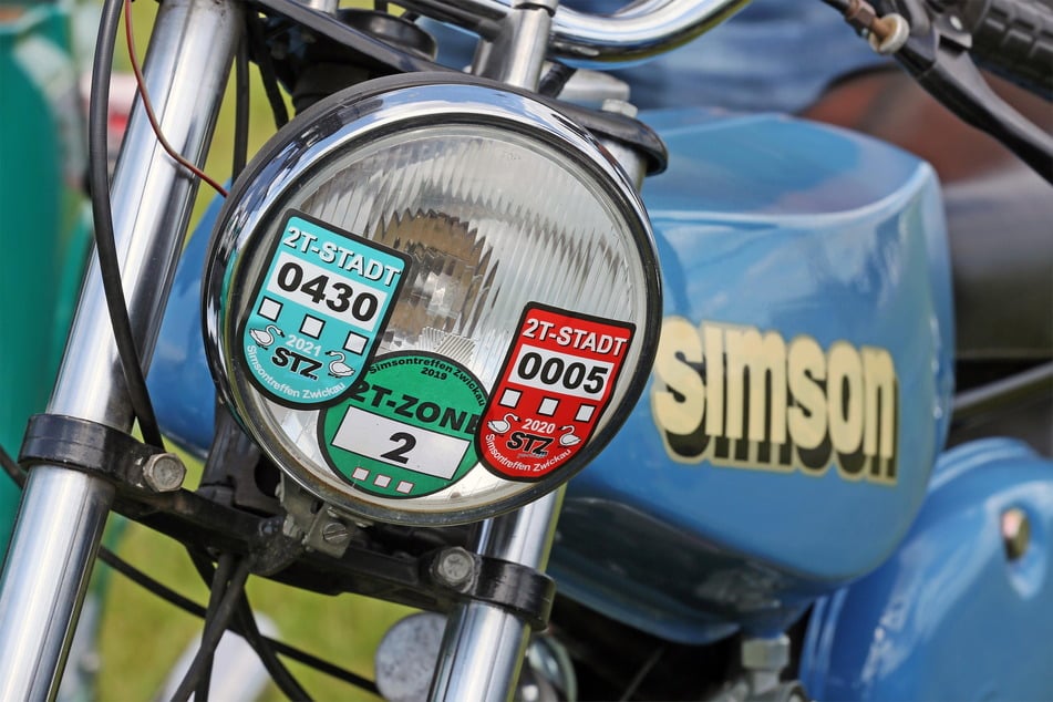Alleine am Anreisetag kam es schon zu 15 Straftaten beim Simson-Treffen in Zwickau. (Symbolbild)