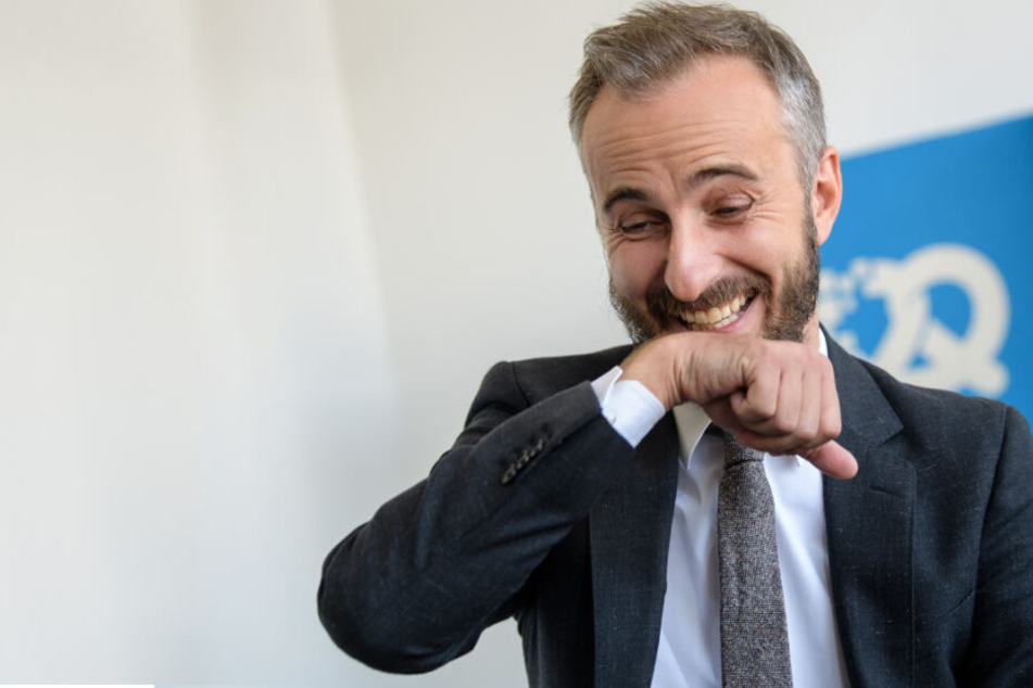 Jan Böhmermann im Beef mit Österreich: Jetzt tritt er sogar nach!