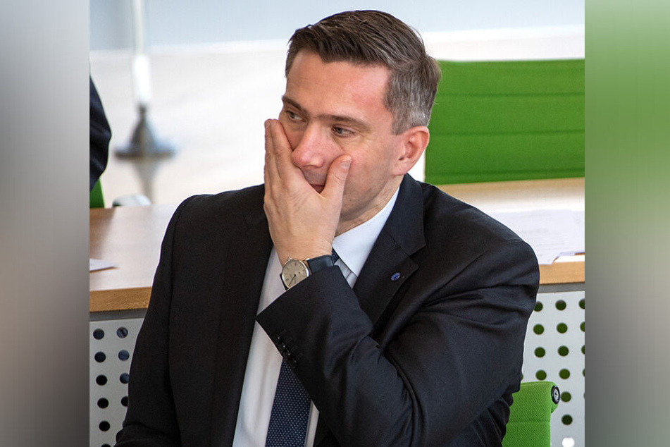Martin Dulig (44, SPD) will die Sachsen entlasten.
