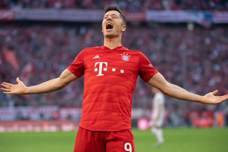 Robert Lewandowski von München jubelt über sein Tor zum 2:0. Der Treffer beim Heimspiel gegen Union Berlin war sein insgesamt schon 13. Saisontor für den deutschen Meister.