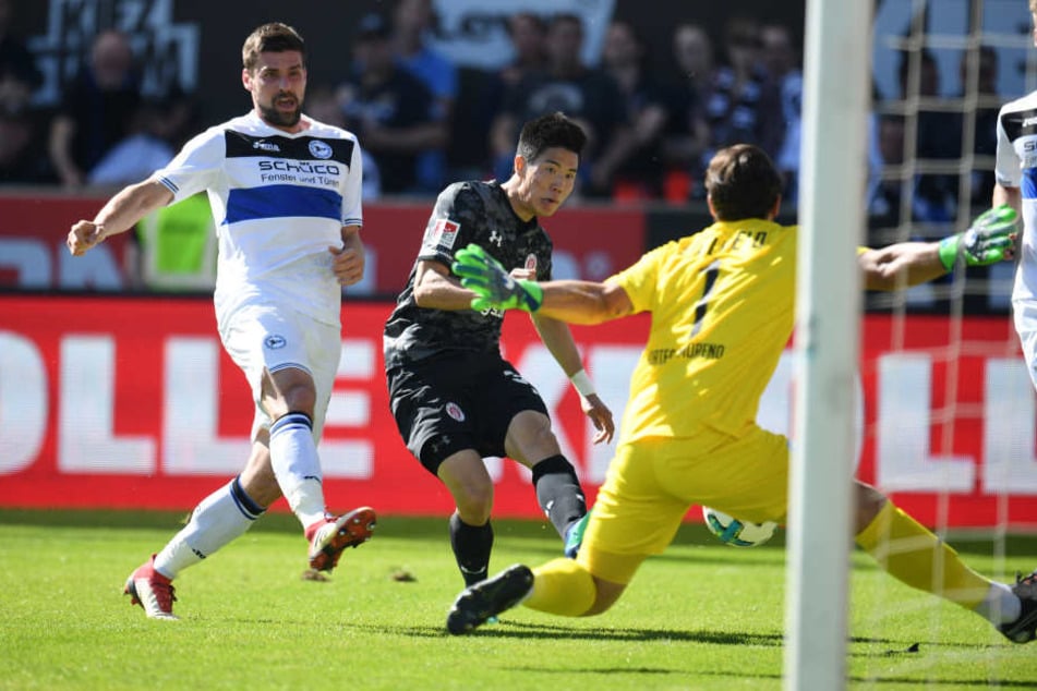 Yi-Young Park nutzte in der 39. Minute die Gunst der Stunde und netzte zum entscheidenden 1:0 für St. Pauli ein.