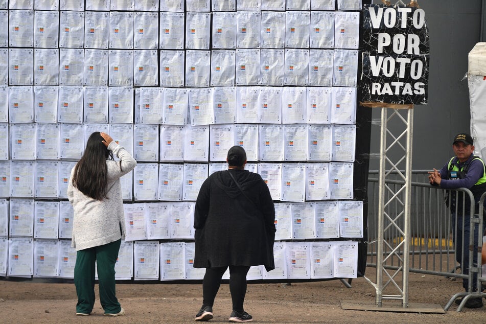 Mass protests have broken out in Honduras over alleged voter fraud and irregularities during the vote count.