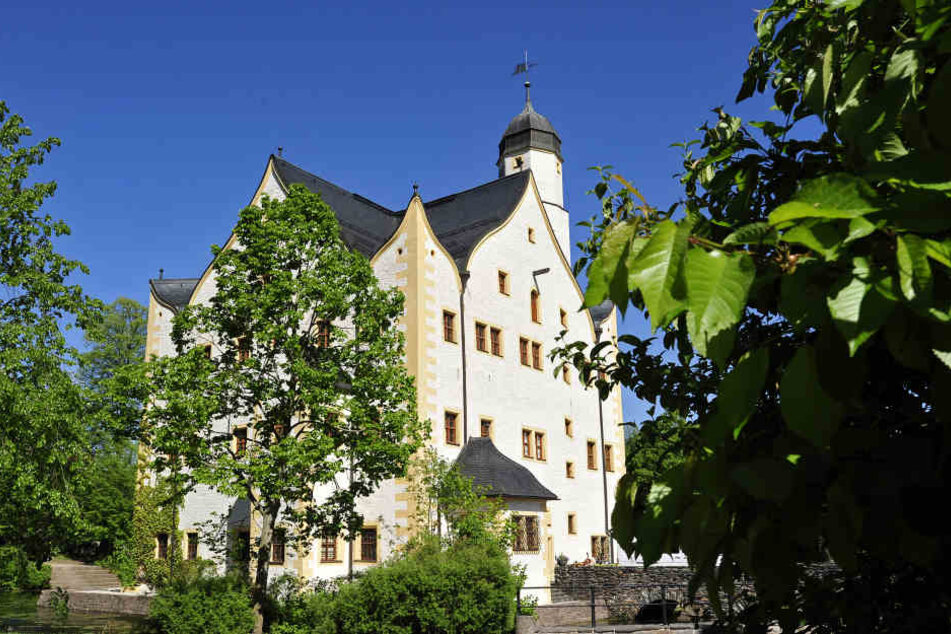 Das Wasserschloß Klaffenbach bietet eine einmalige Kulisse für die Schlager-Macher.