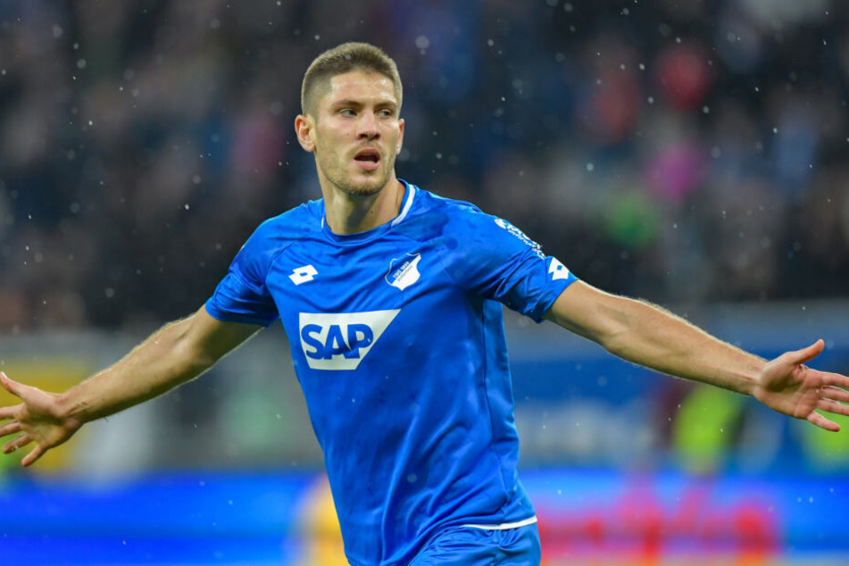 Kramaric weiß vor lauter Wechseln in vielen Spielen offenbar nicht, auf welcher Position er gerade spielt.