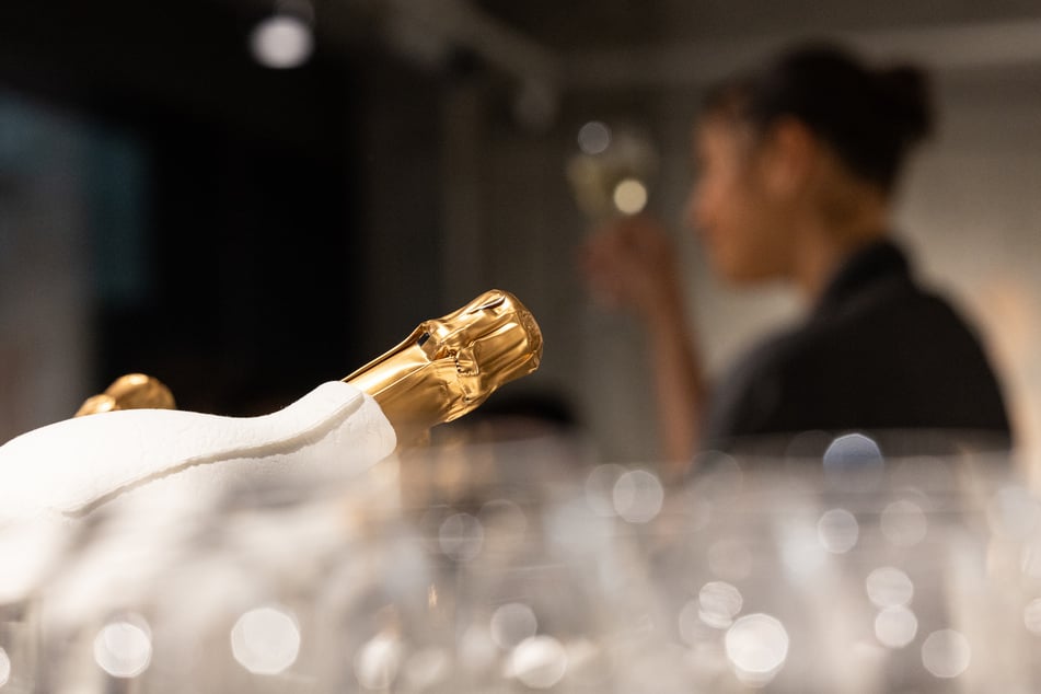 Gute Gespräche, eine entspannte Atmosphäre und hochwertigen Wein bekommt Ihr an den Feiertagen im Korkenzieher in Köln geboten. (Symbolfoto)