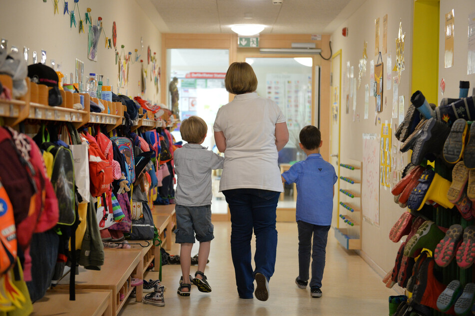 Das Personal von sächsischen Kindertagesstätten ist sehr gut ausgebildet, aber es gibt einfach zu wenig Erzieher und Erzieherinnen im Bundesland.