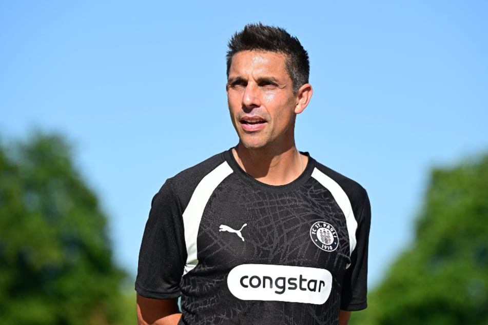 Trainer Rapp betonte nach dem Training, dass die zurückliegende Saison mit dem Abstieg der Vergangenheit angehöre. "Es ist ein neuer Trainer da, es geht neu los."