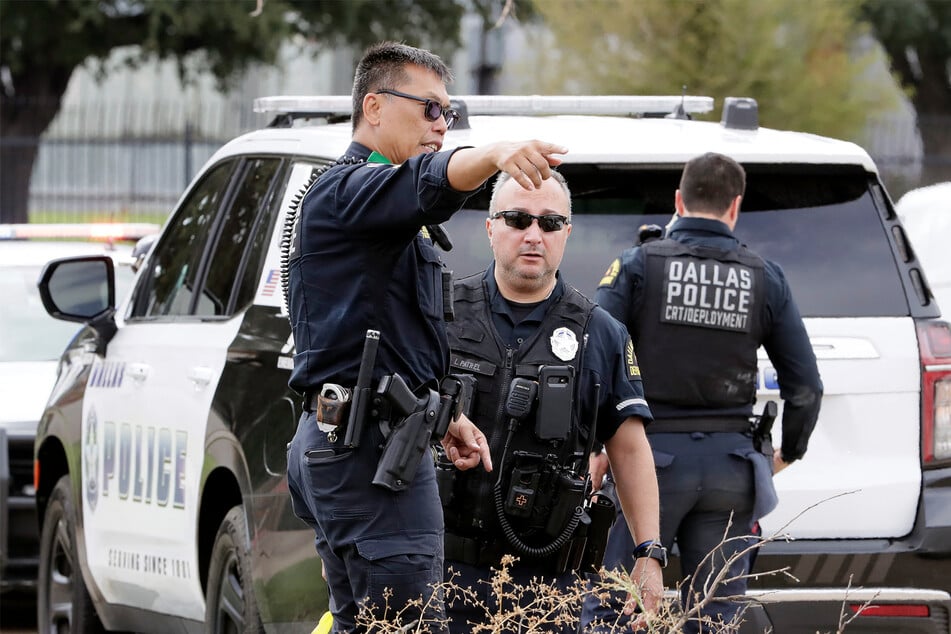 A second Mexican citizen has died after being shot in last week's attack on an ICE facility in Dallas.