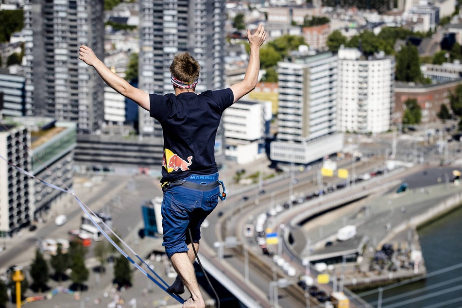 Jaan Roose is no stranger to radical slacklining.