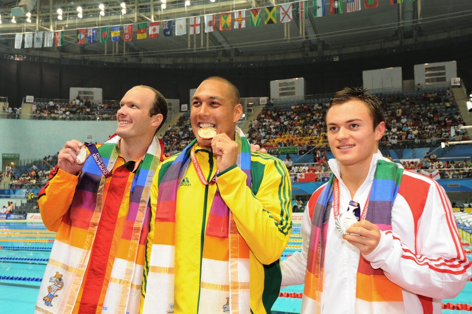 James (r.) bei der Siegerehrung bei den Commonwealth Games.