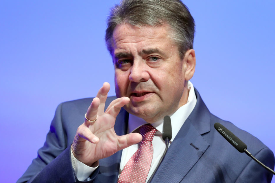 Sigmar Gabriel kann sowoh Angela Merkel, als auch Horst Seehofer verstehen.