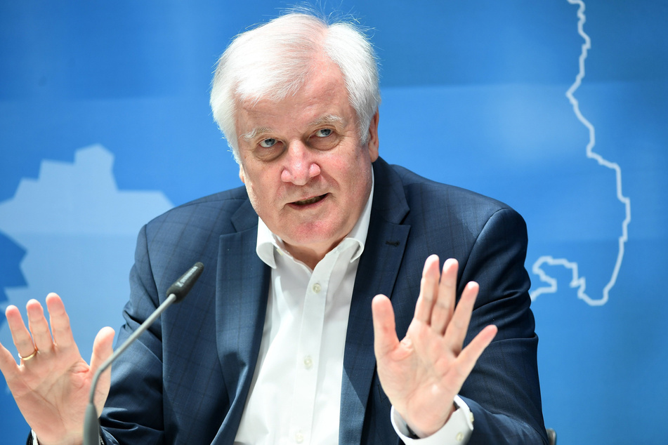 Bundes-Innenminister Horst Seehofer (71/CSU) hatte die Neonazi-Gruppierung verboten.