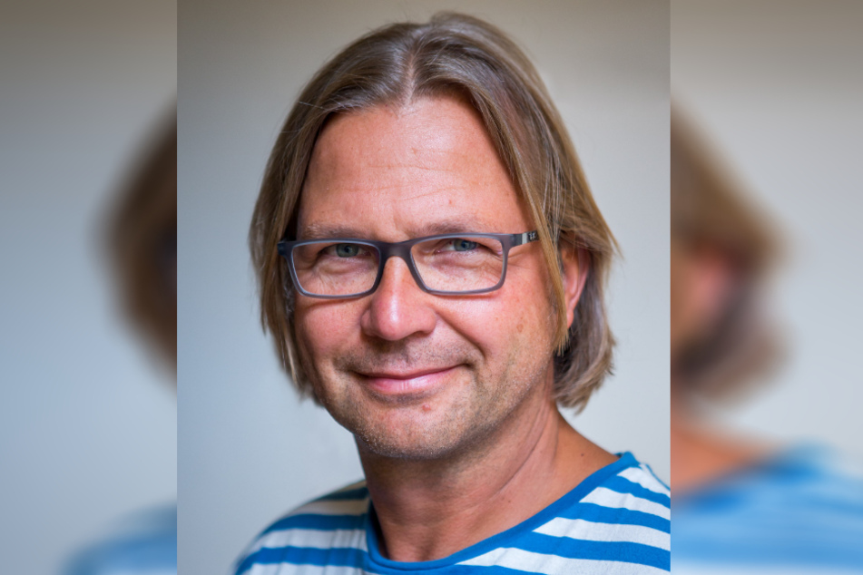TAG24-Kommentator Alexander Bischoff hält dauerhafte Schulschließungen für einen Fehler.