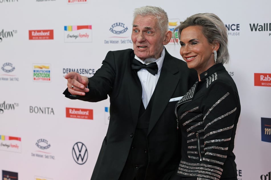 Heinz Hoenig (74) und seine Ehefrau Annika (40) bei der Gala "Goldene Bild der Frau".