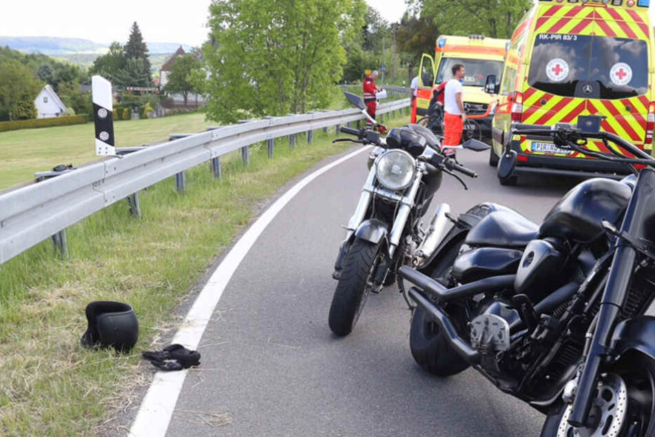 Auch die Biker wurden bei dem Unfall verletzt. Der Sachschaden beläuft sich auf 2000 Euro.