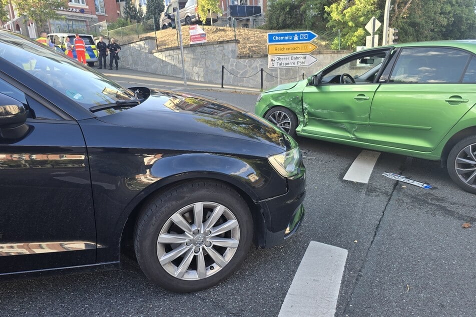 Der Audi krachte in die Fahrerseite vom Škoda.