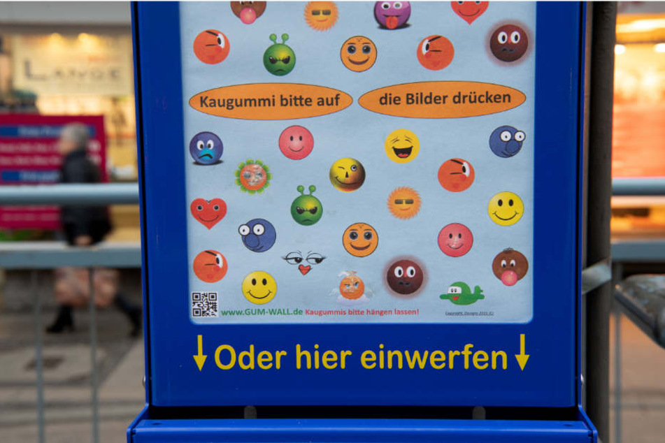 An dieser Wand wird es so richtig eklig: Hier werden die Kaugummis geklebt.