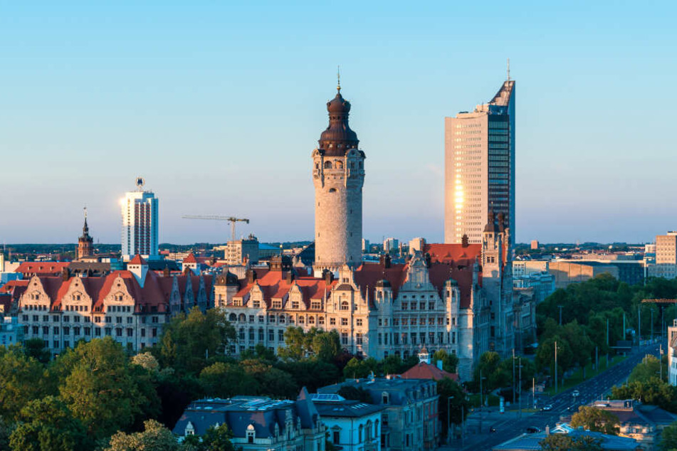 Die Schülerinnen und Schüler des Projektes "Rollendes Klassenzimmer" werden am 25. Juli im Neuen Rathaus empfangen.