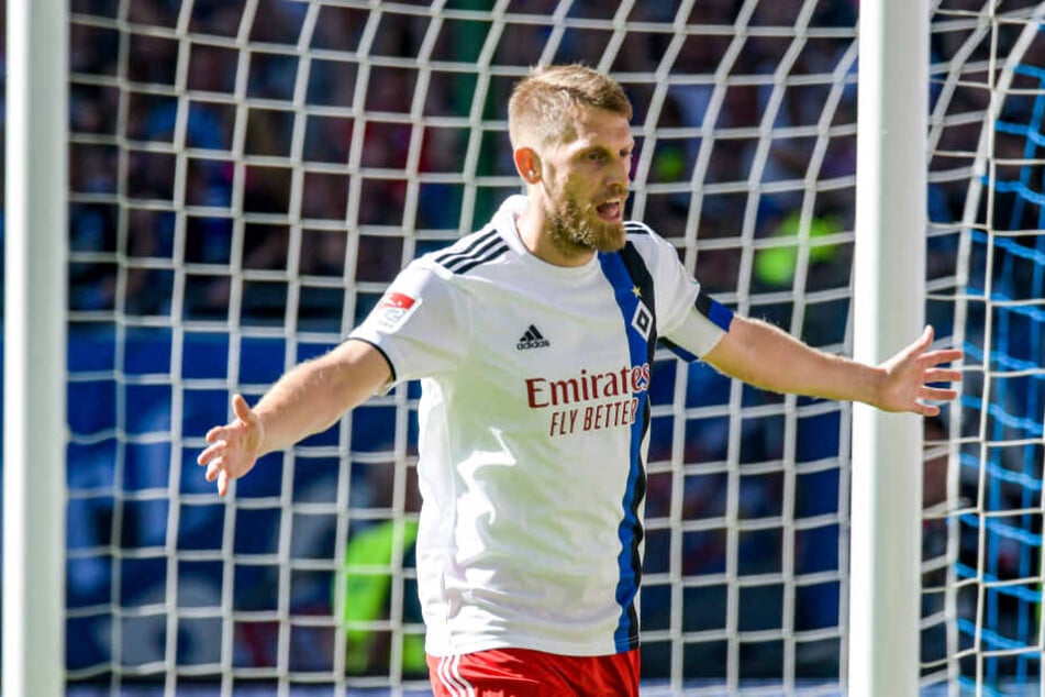 Kapitän Aaron Hunt jubelt über einen seiner drei Saisontreffer.