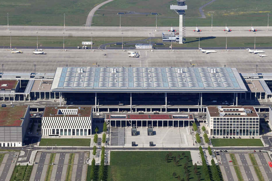 Der Haupstadtflughafen BER wird bereits seit 2006 gebaut. Eine Eröffnung ist jedoch noch nicht in Sicht.