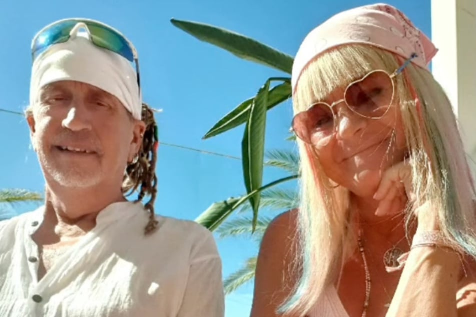 Überlebenskampf, ade! Thommy Schmelz (54) und Frau Kathrin Mermi-Schmelz (57) genießen das Leben auf Mallorca.