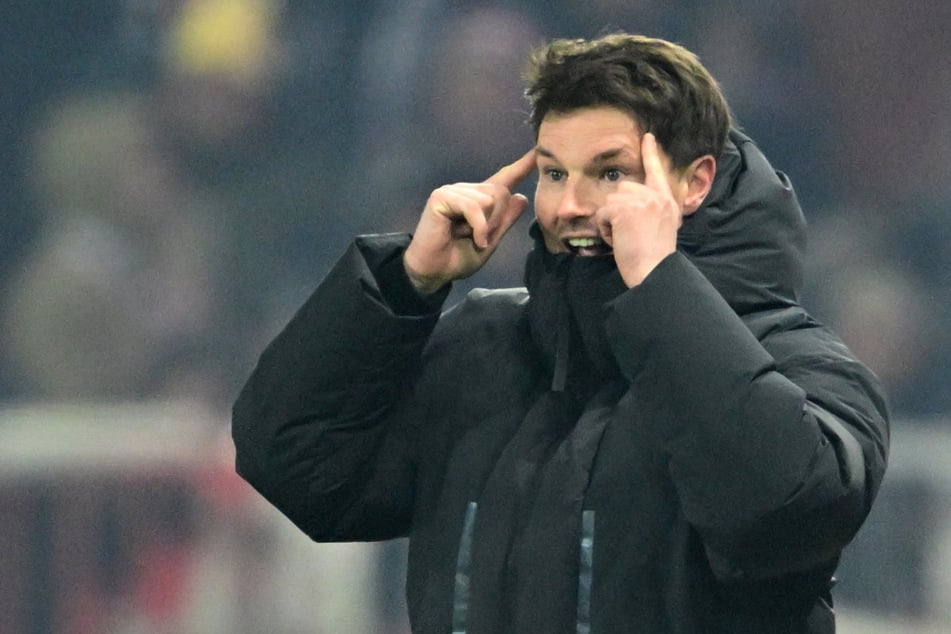 HSV-Trainer Merlin Polzin (36) ärgerte sich vor allem über die schlecht ausgespielten Konter seiner Mannschaft.