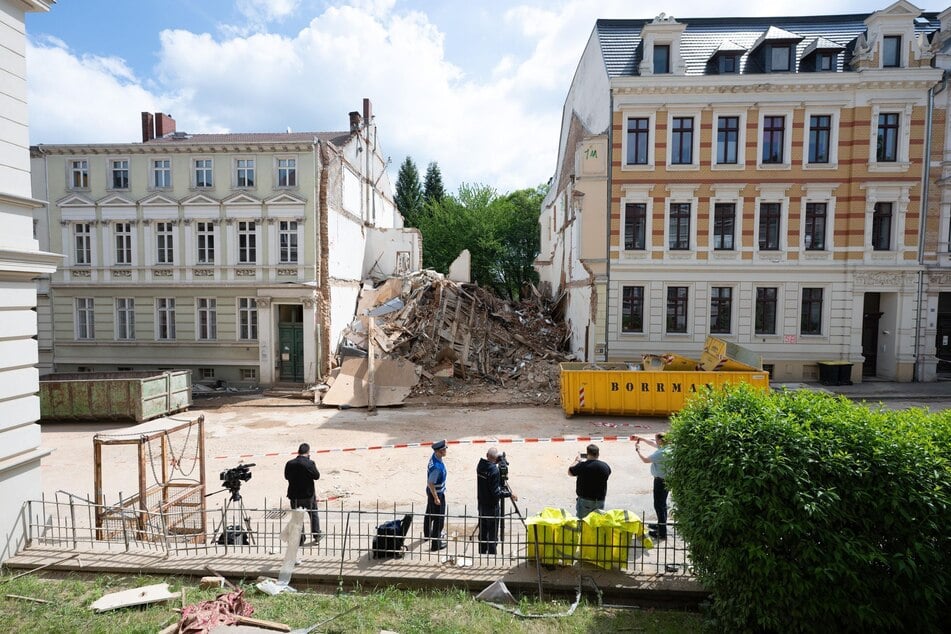 Im Nachbargebäude des Katastrophenhauses wurde eingebrochen.