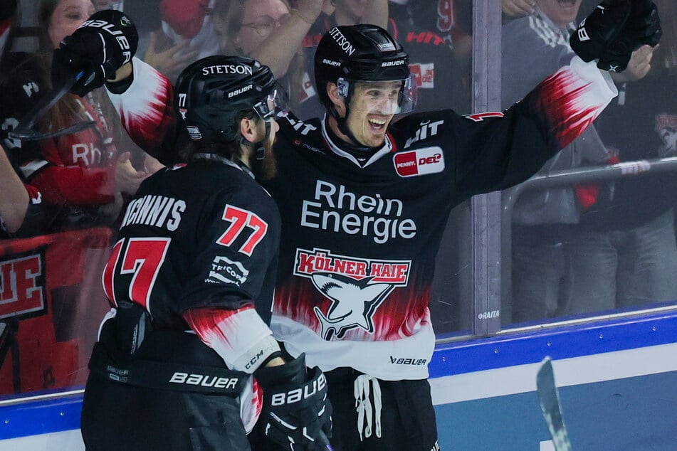 Die Kölner Haie haben am 43. Spieltag gleich zwei neue DEL-Rekorde aufgestellt.