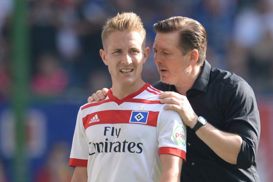 Lewis Holtby mit HSV-Trainer Christian Titz.