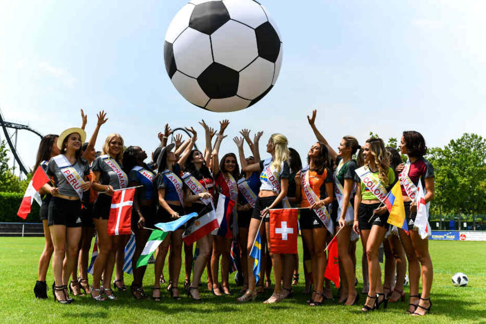 Insgesamt treten 32 Frauen an, um sich den Titel"Miss WM" zu holen.